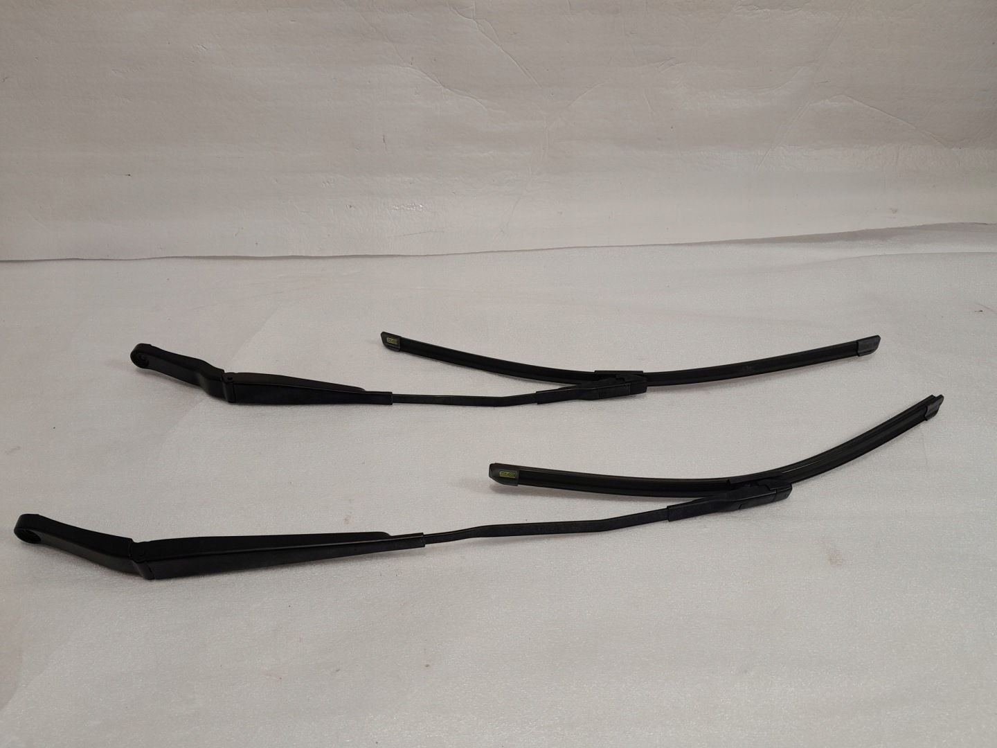 AUDI Q5 II 80A wiper arm left right KOMPLET 80B955407 80B955408