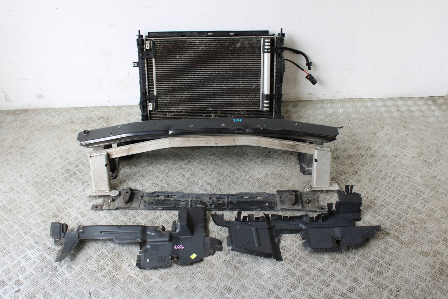 support panel for radiators front radiator pillar CITROEN DS7 1.6 THP