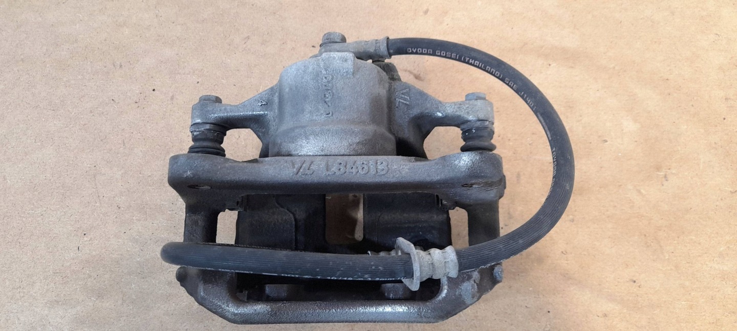 Toyota Corolla E210 E21 caliper brake front right L89764 (B917)
