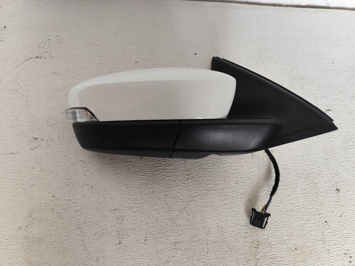 SKODA FABIA III 2015 right mirror 6PINOW LF9E