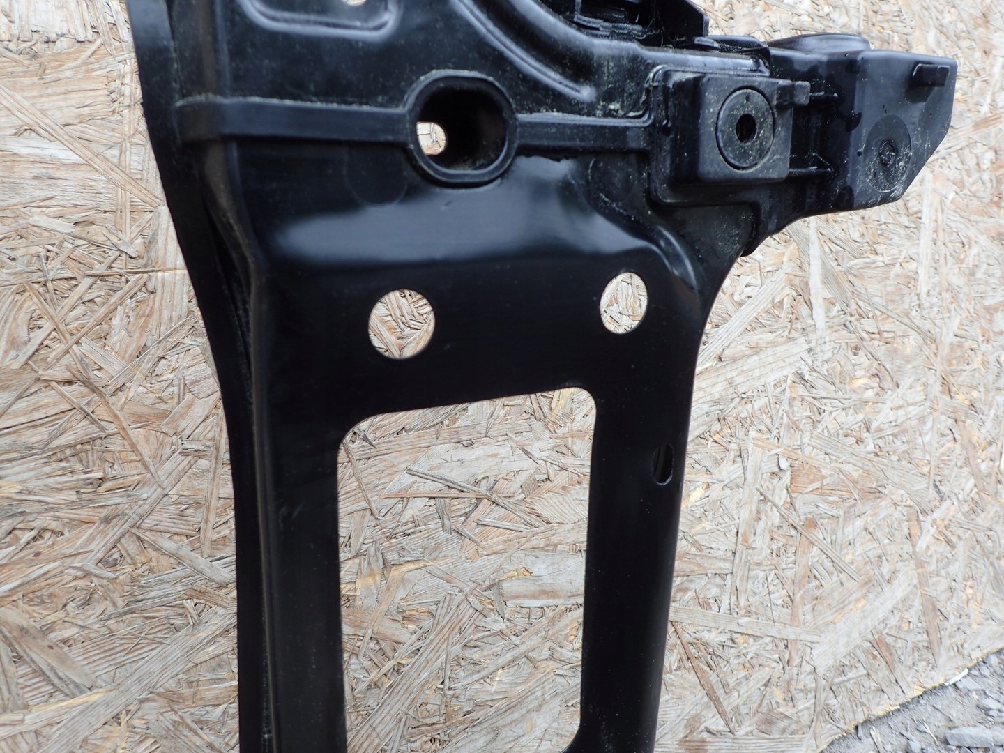 support panel for radiators pillar iron KIA PICANTO 3 III JA 2017- 64105-G6000