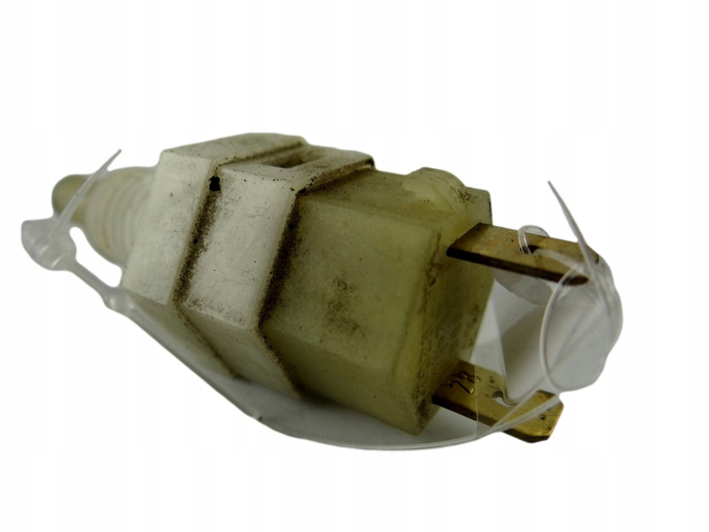 switch SWIATLA STOP OPEL CORSA B 90059582