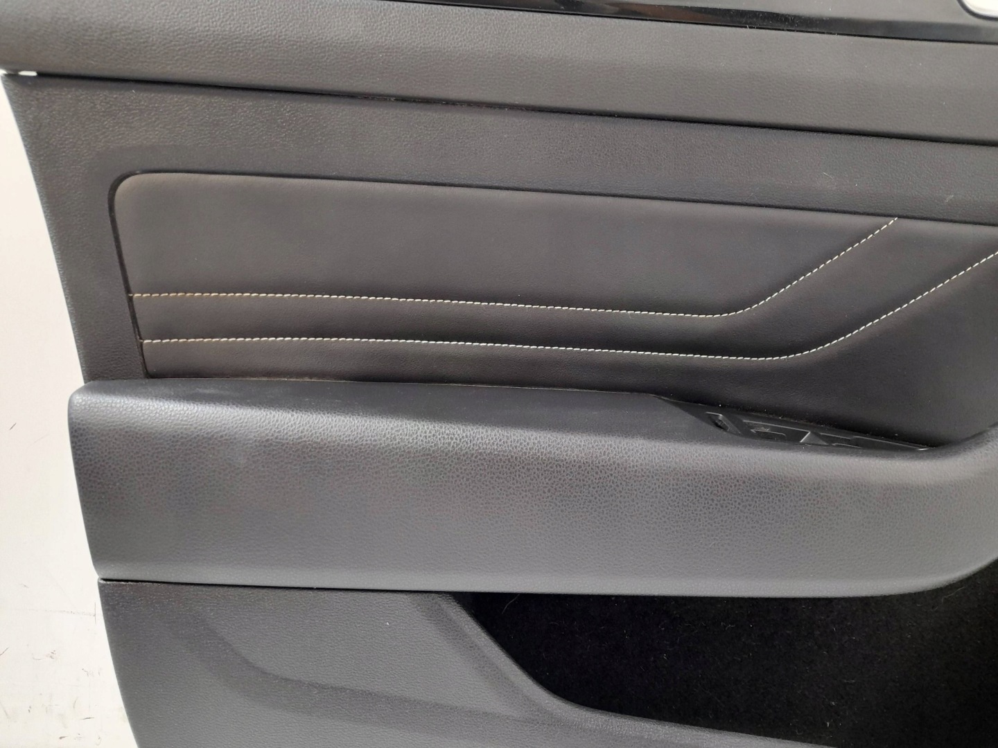 Volkswagen Arteon side front left 3G8.867011 (ET155)