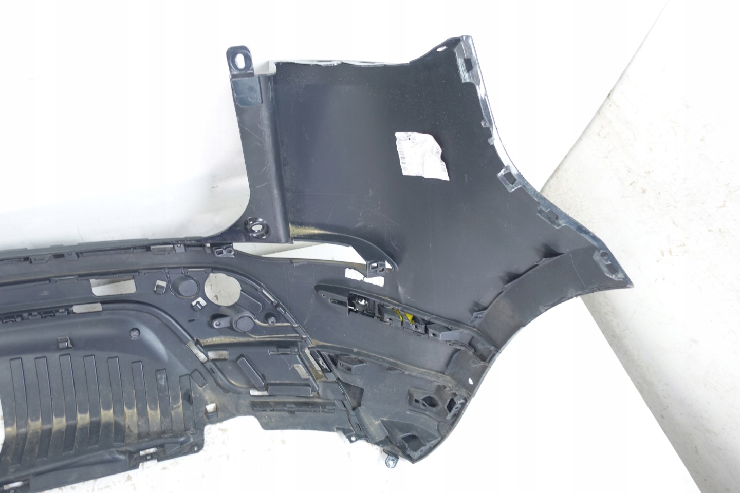 RANGE ROVER EVOQUE II 2018- L551 bumper rear part rear K8D2-17D781-AAW