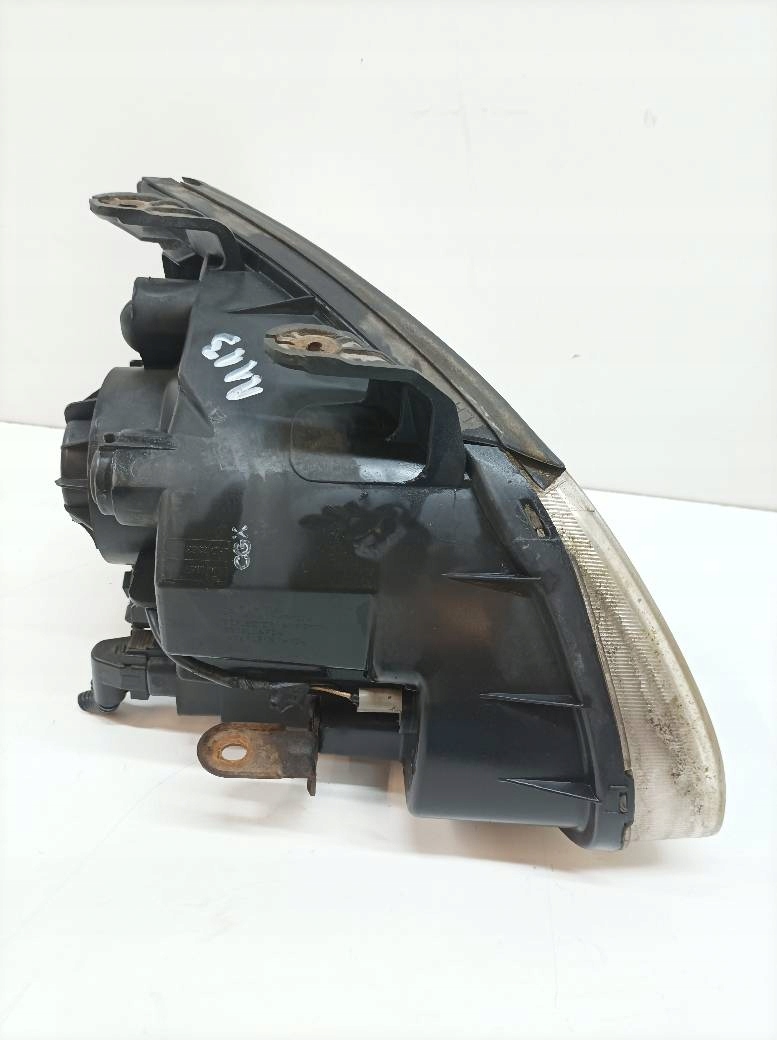 light front left EU Kia Carens and (1999-2006)