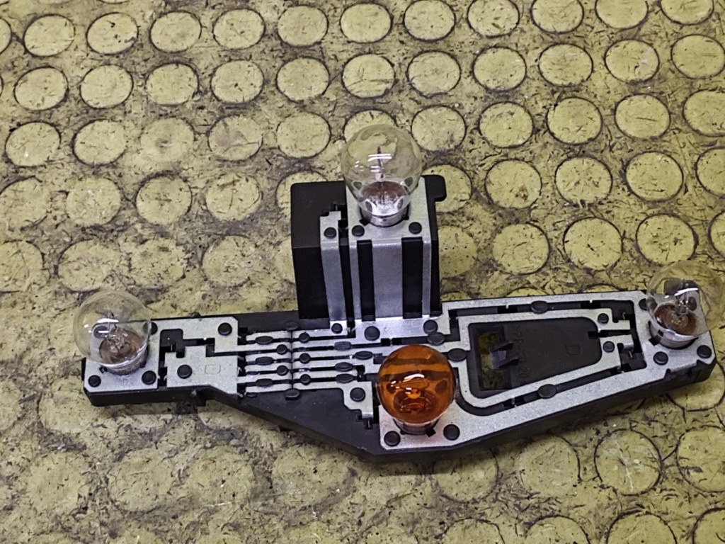 RENAULT LAGUNA II light right rear part 8200002472