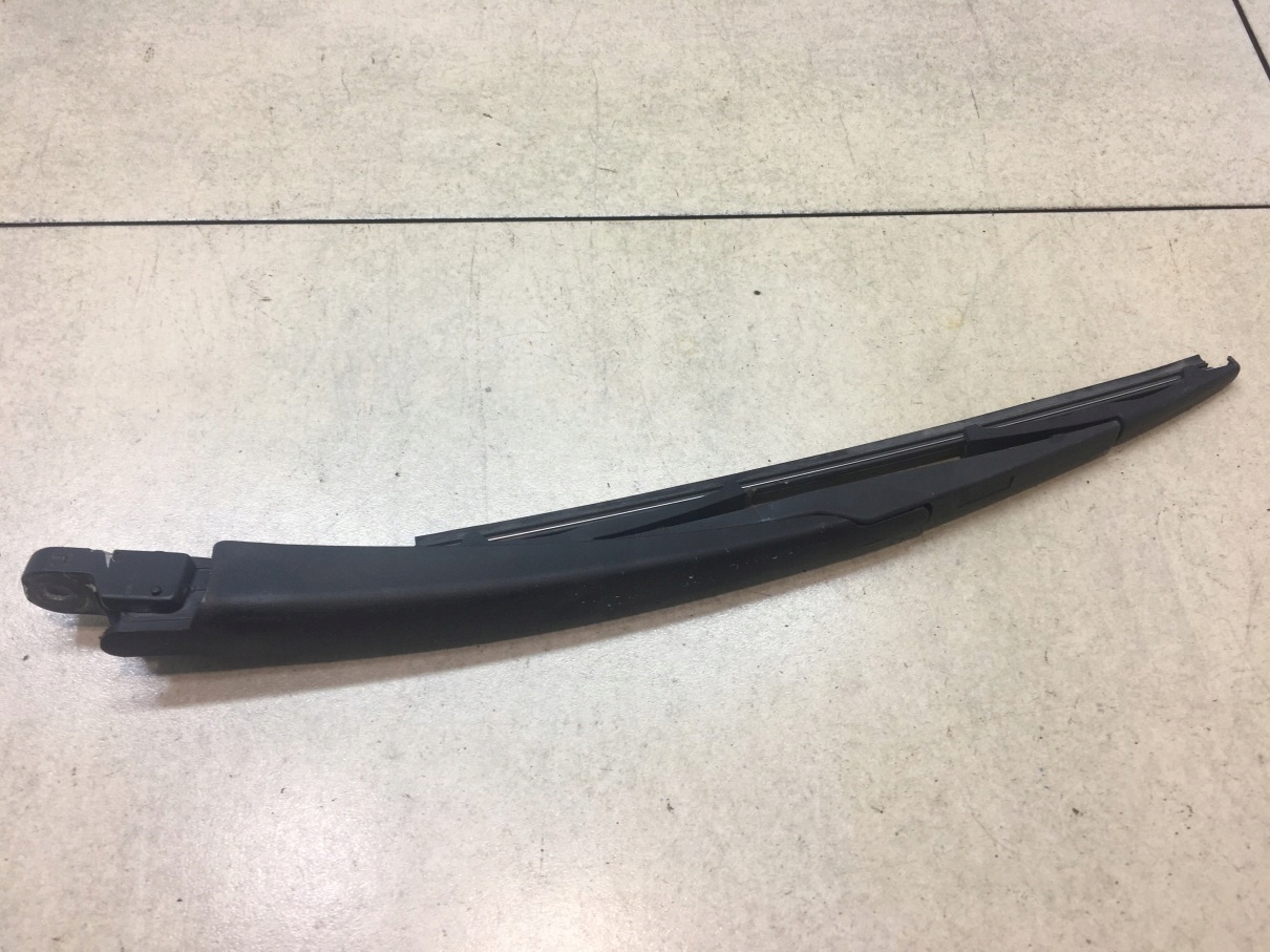 wischerarm heck HYUNDAI I30 und HB
