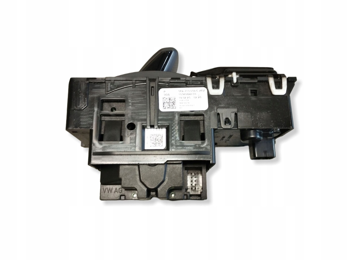 Cupra Formentor gear lever changes of the gear switch 5FA713059C