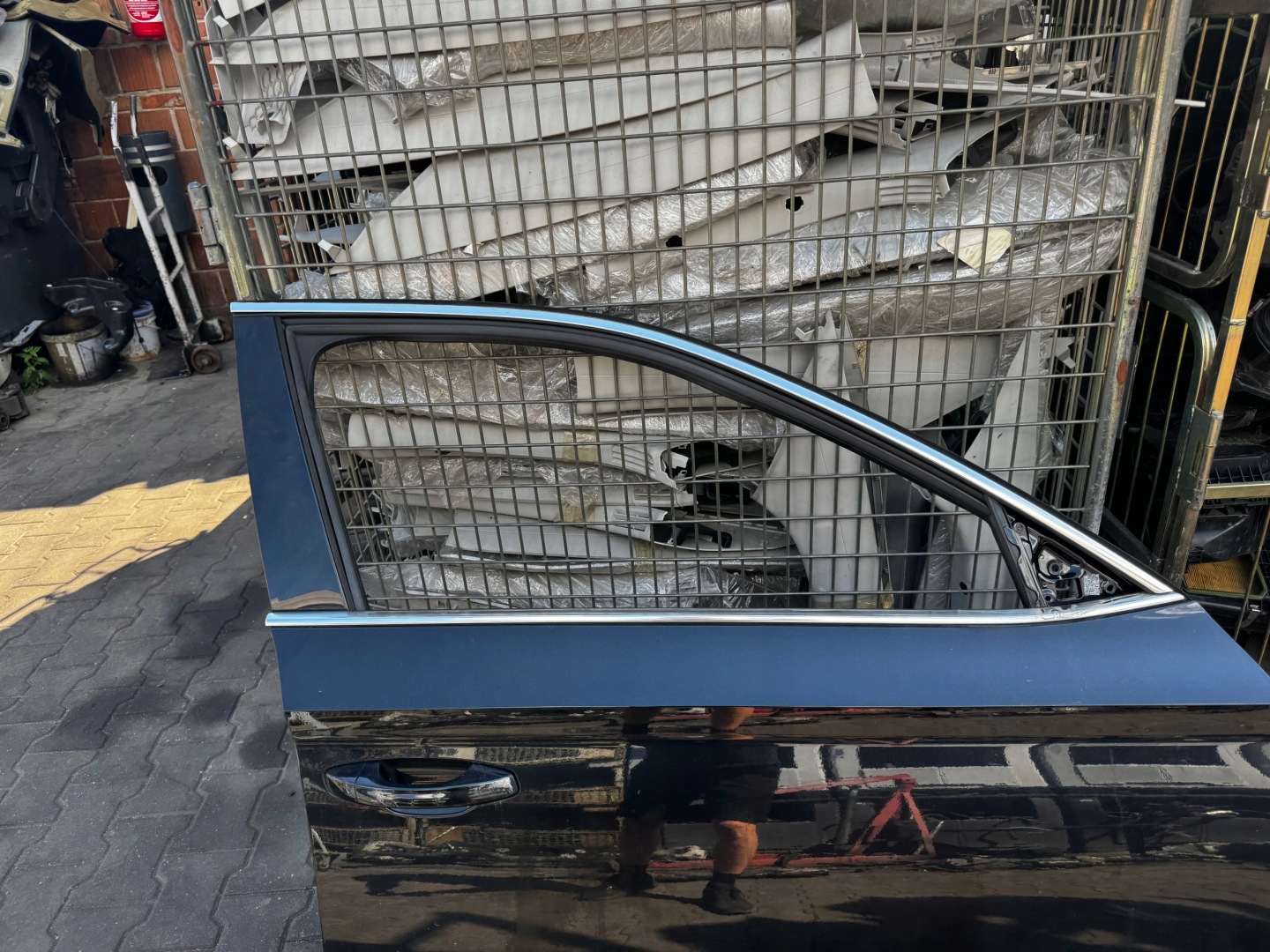dveře pravé předek SKODA SUPERB 3