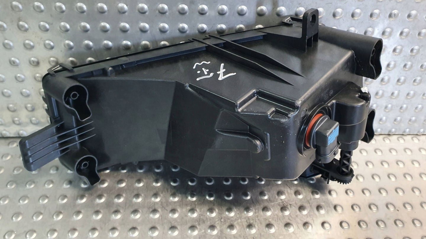 Nebelscheinwerfer rechts VW TOURAN II 2 15- 5TA941661
