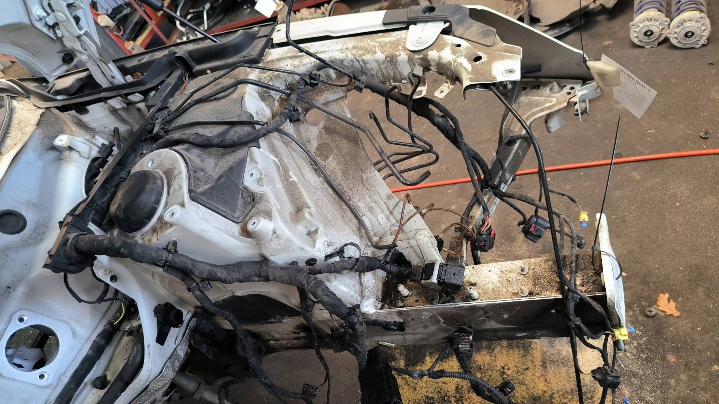TERMINALE PODLUZNICY AUDI A4 B9 S-LINE
