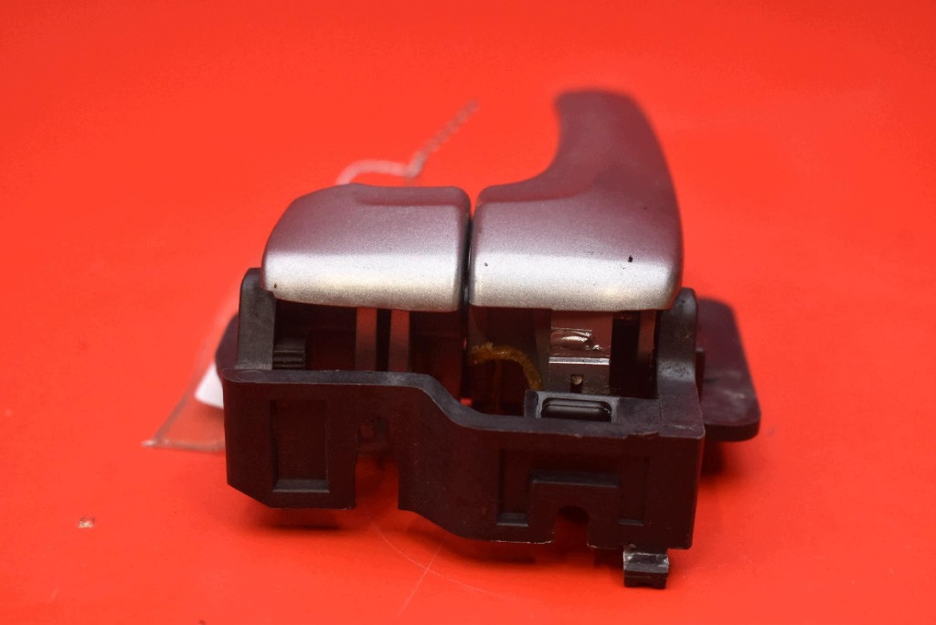handle inner left front grey 82613-2S000 HYUNDAI IX35 1 and 09-13