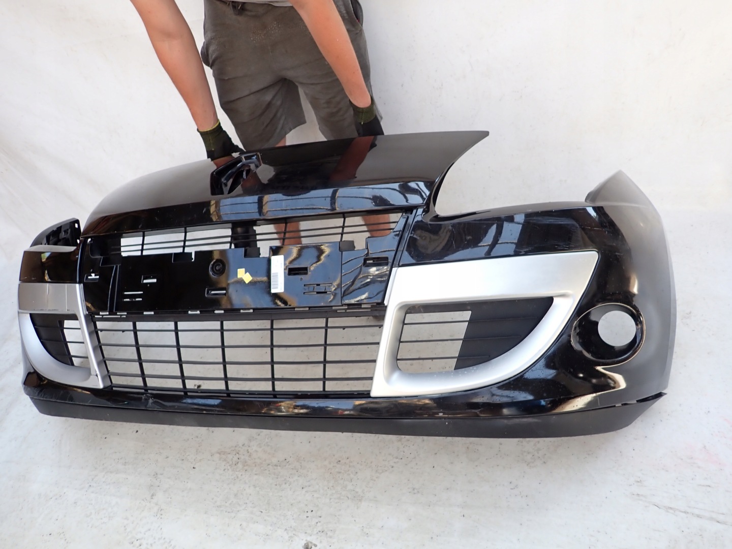 RENAULT SCENIC III 09- bumper front front KROTKI