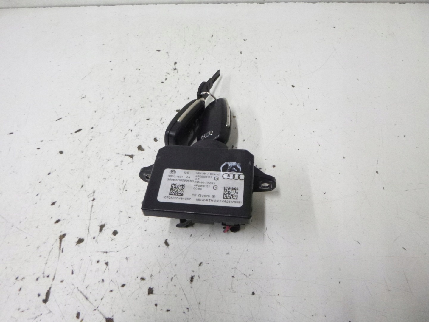 ignition + kluczyki Audi A6 C6 4F0910131G 2006r.
