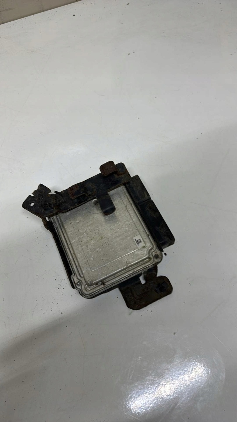 computer ECU SAAB 93 1.9 TTiD 55579433 0281017717 Z19DTR DIESEL