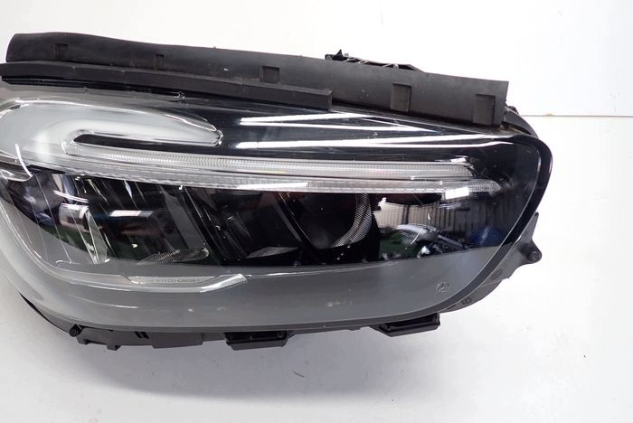 MERCEDES W247 B-KLASA LED PERFORMANCE 22- reflektor right light A2479065207