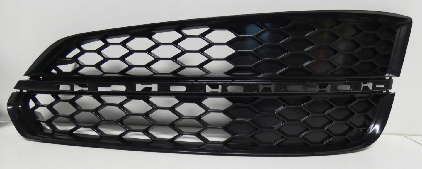 AUDI A8 S8 D4 2013-2018 4H0807680 4H0807679 KRATKI LÜFTUNGSGITTER DER STOSSSTANGE