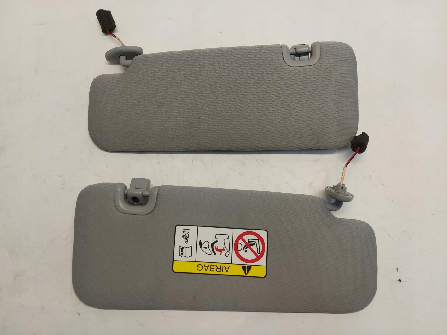 Chery Omoda 5 2024r visor cover visor przeciwsloneczna left left
