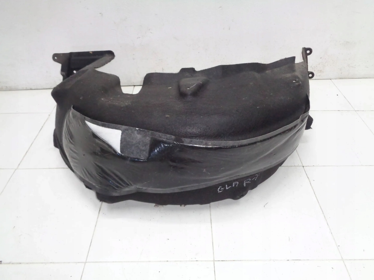 MERCEDES GLA W156 mudguard right rear part 13-19R