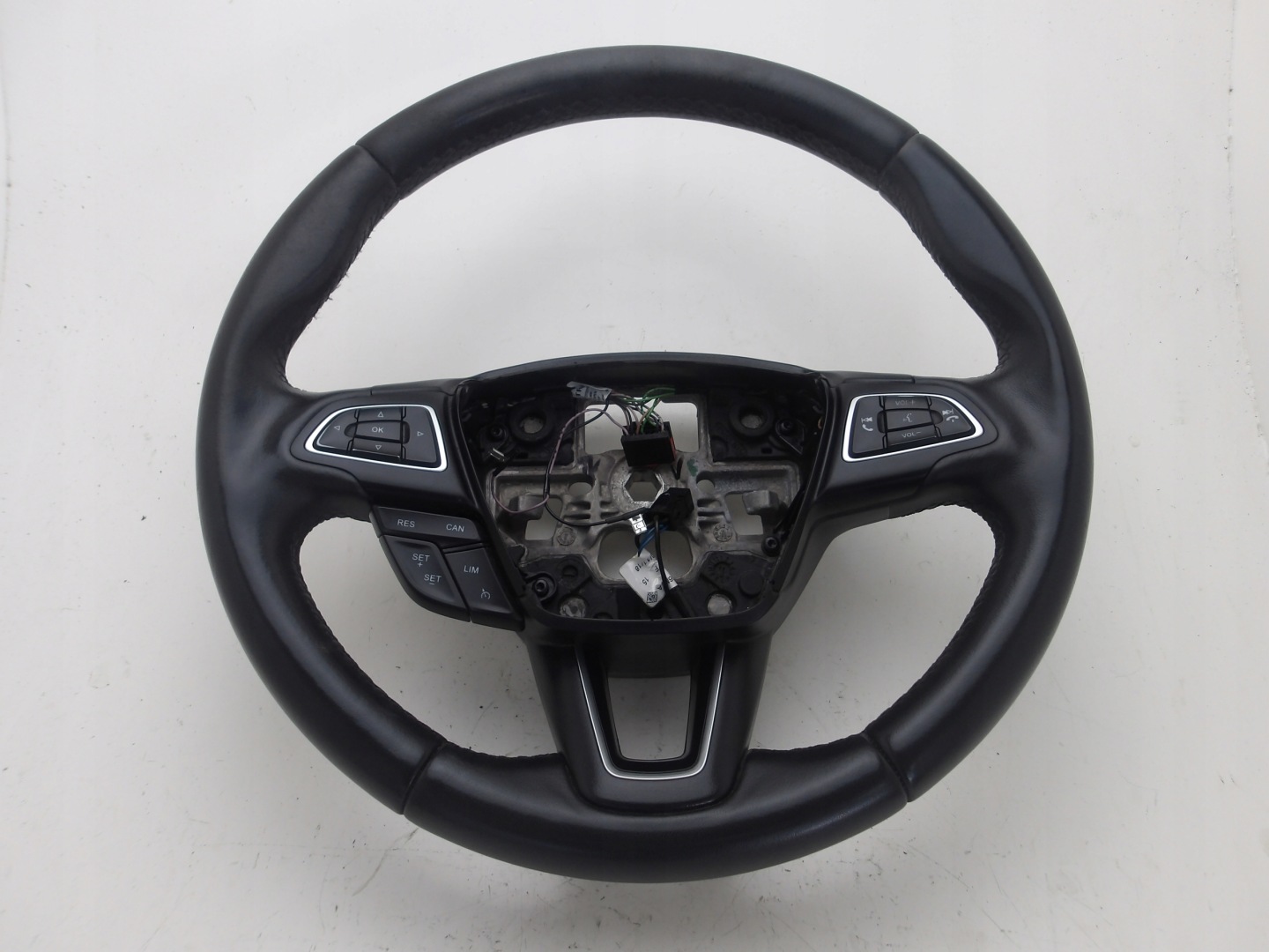 FORD C-MAX MK2 14-18 lenkrad SKORZANA MULTI OE