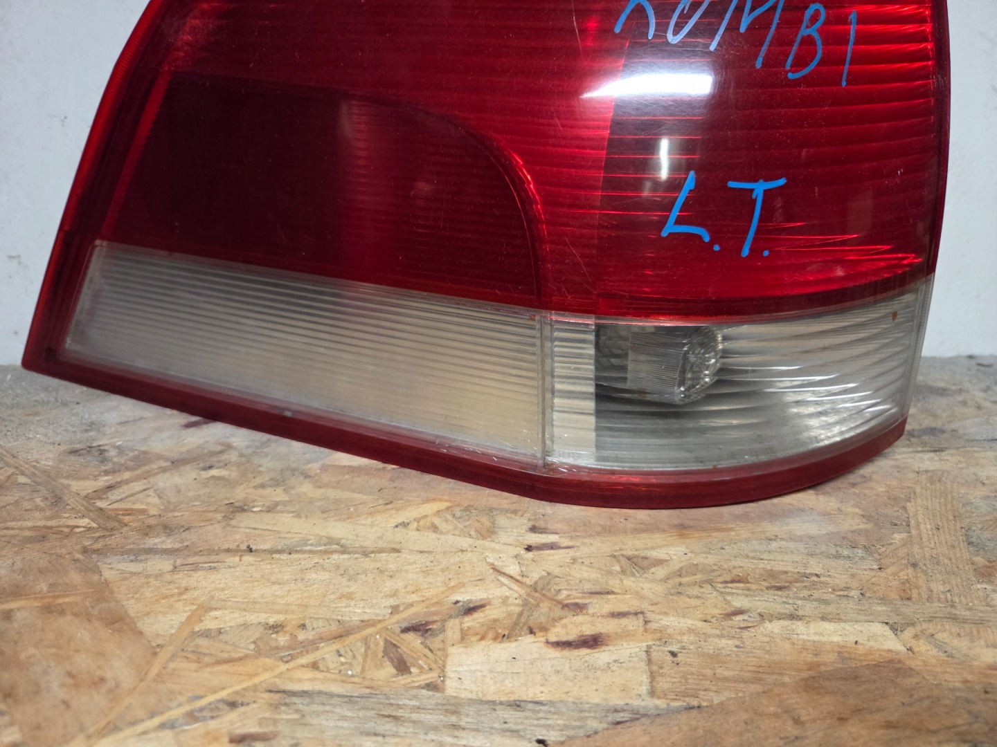 light left rear part left rear OPEL VECTRA C KOMBI 24469461
