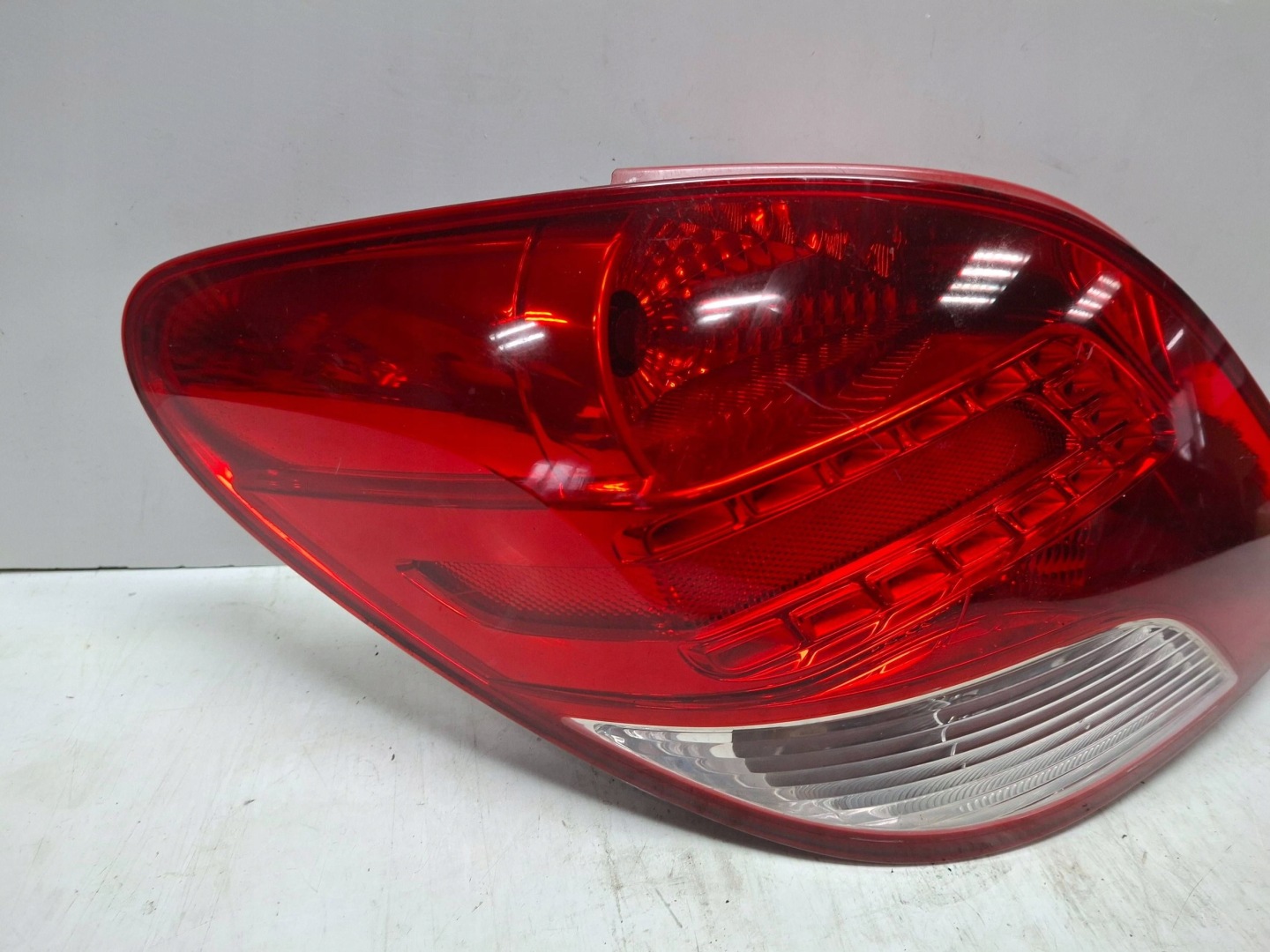light rear left 9686566080 PEUGEOT 207 LIFT 2009