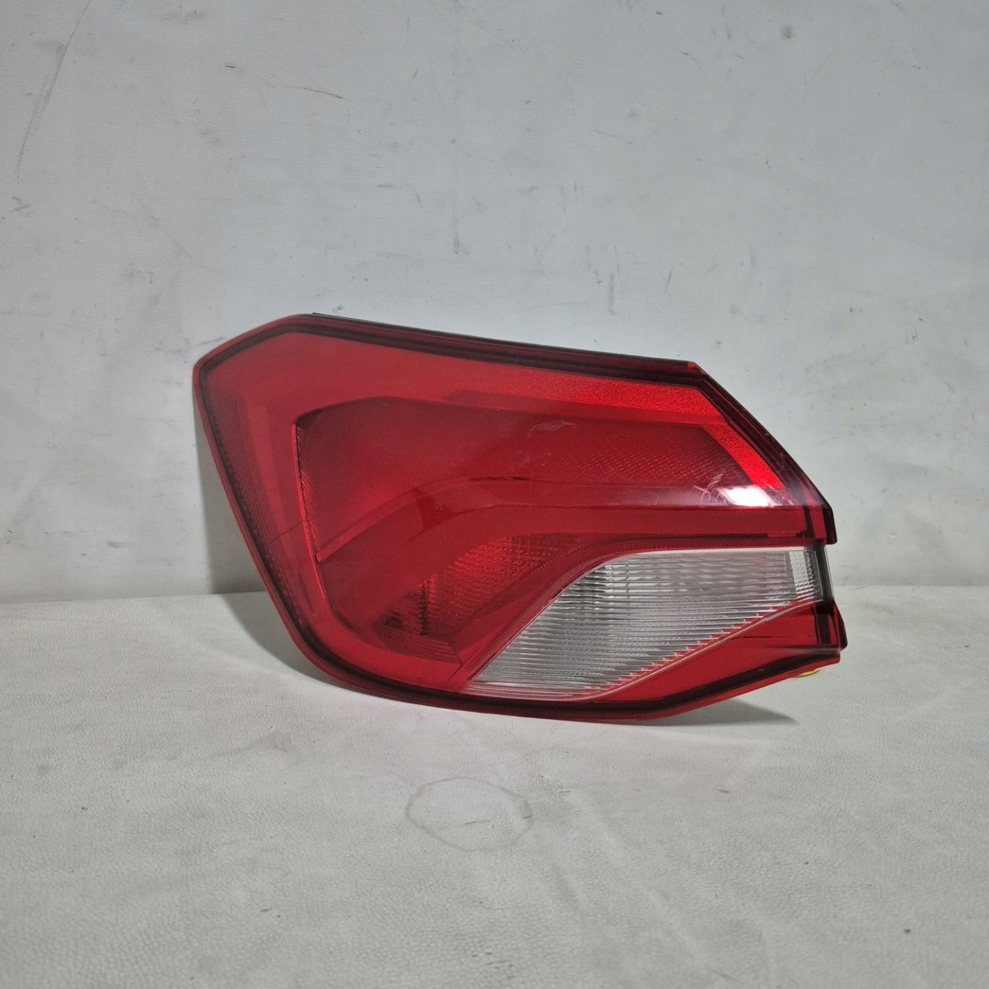FORD FOCUS IV 4 MK4 HB 18-21 light rear part rear left