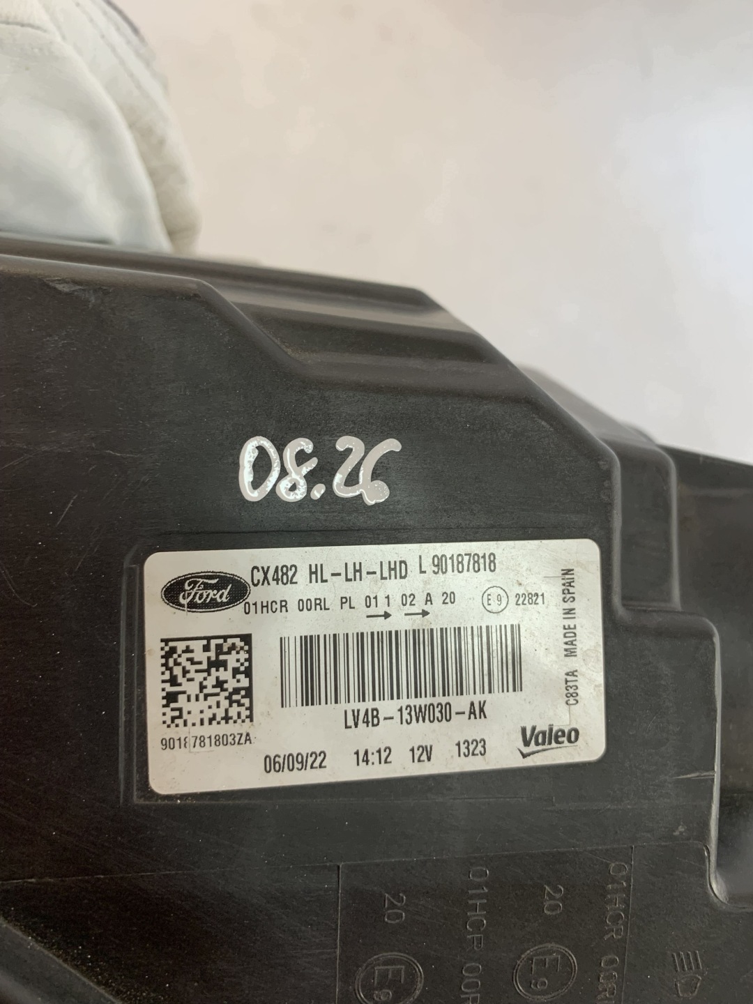 light reflektor left Ford Kuga III 3 19-24r Fullled LV4B-13W030-AK 08.26