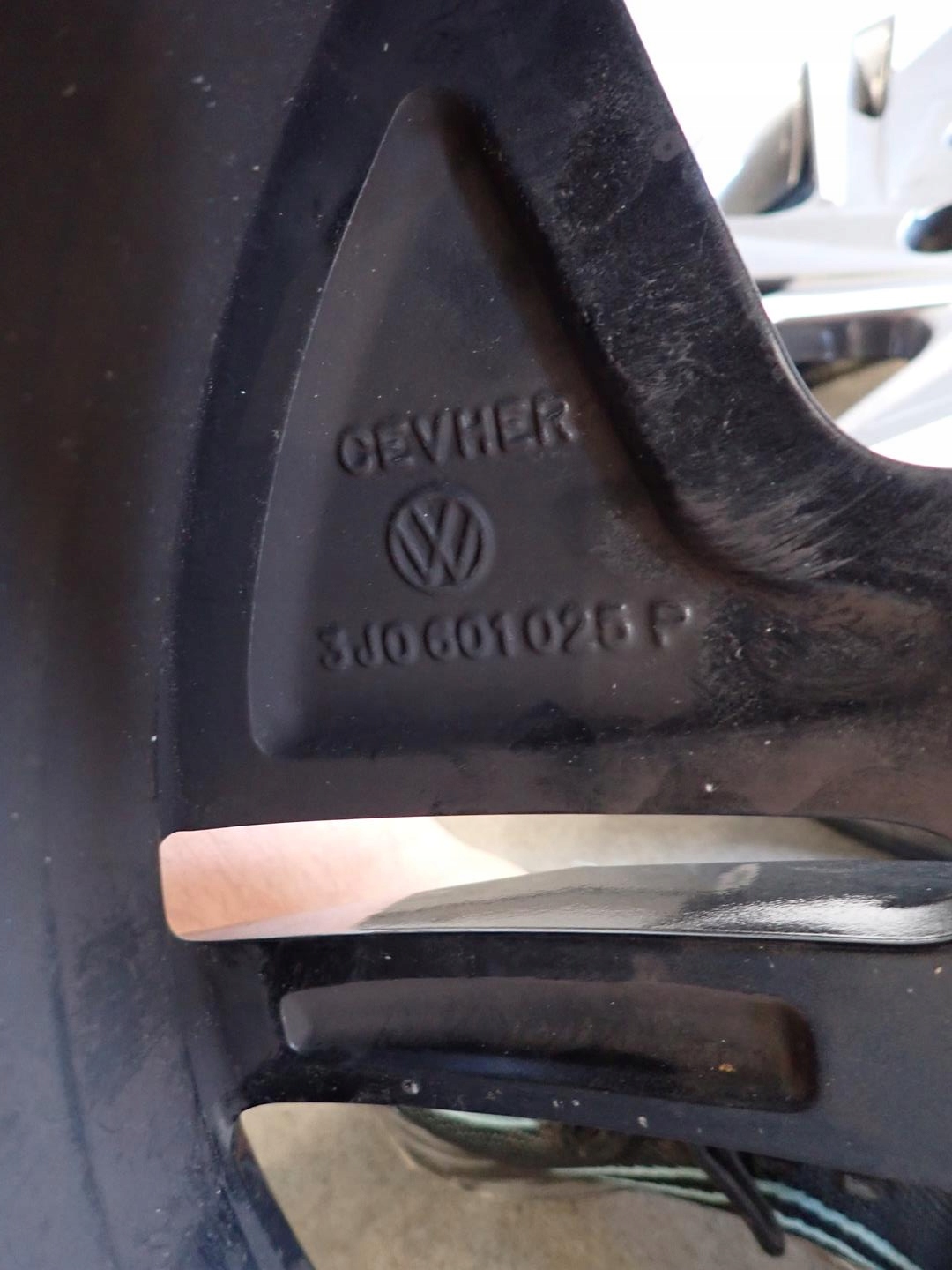 disk disk VW 3J0 5x112 ET44 8J 18" 3J0601025P