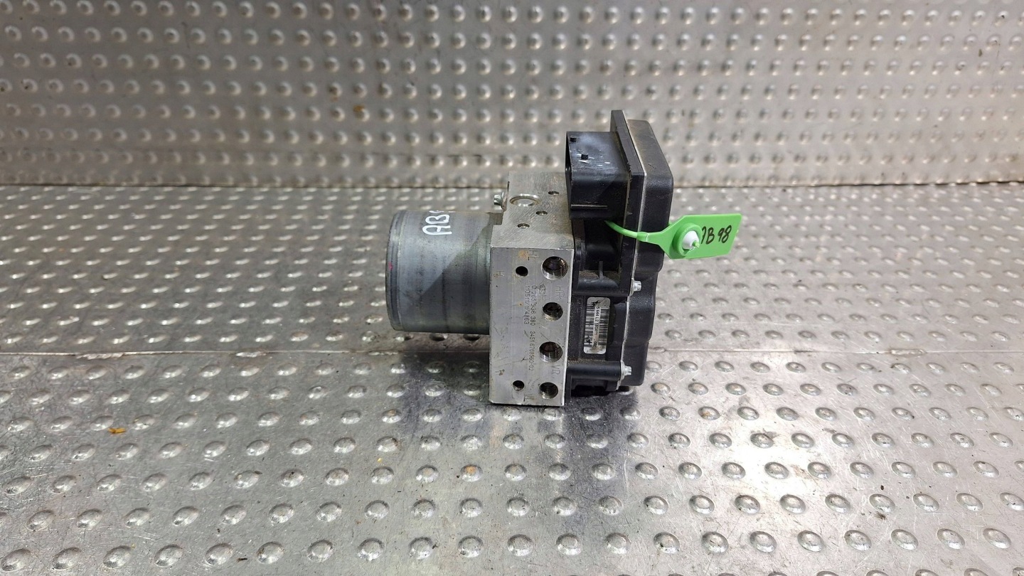 pump control unit ABS 6780161 6780162 BMW E90 XDRIVE