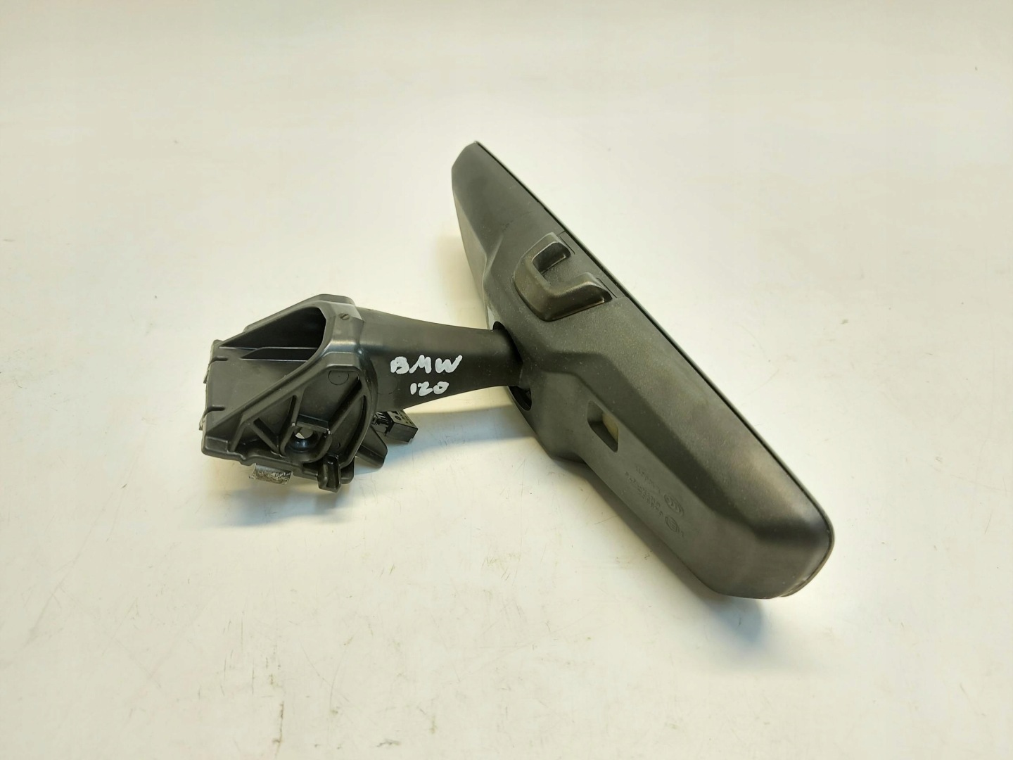 BMW iX i20 2023, Xdrive50 mirror inner reversely