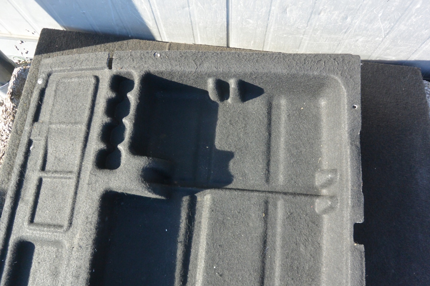 filling floor boot BMW X3 F25