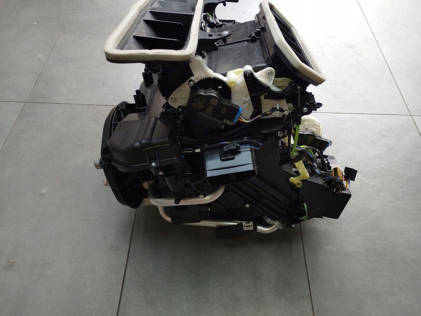 Cupra Formentor LIFT obal topení ohřívač 5WB816001B