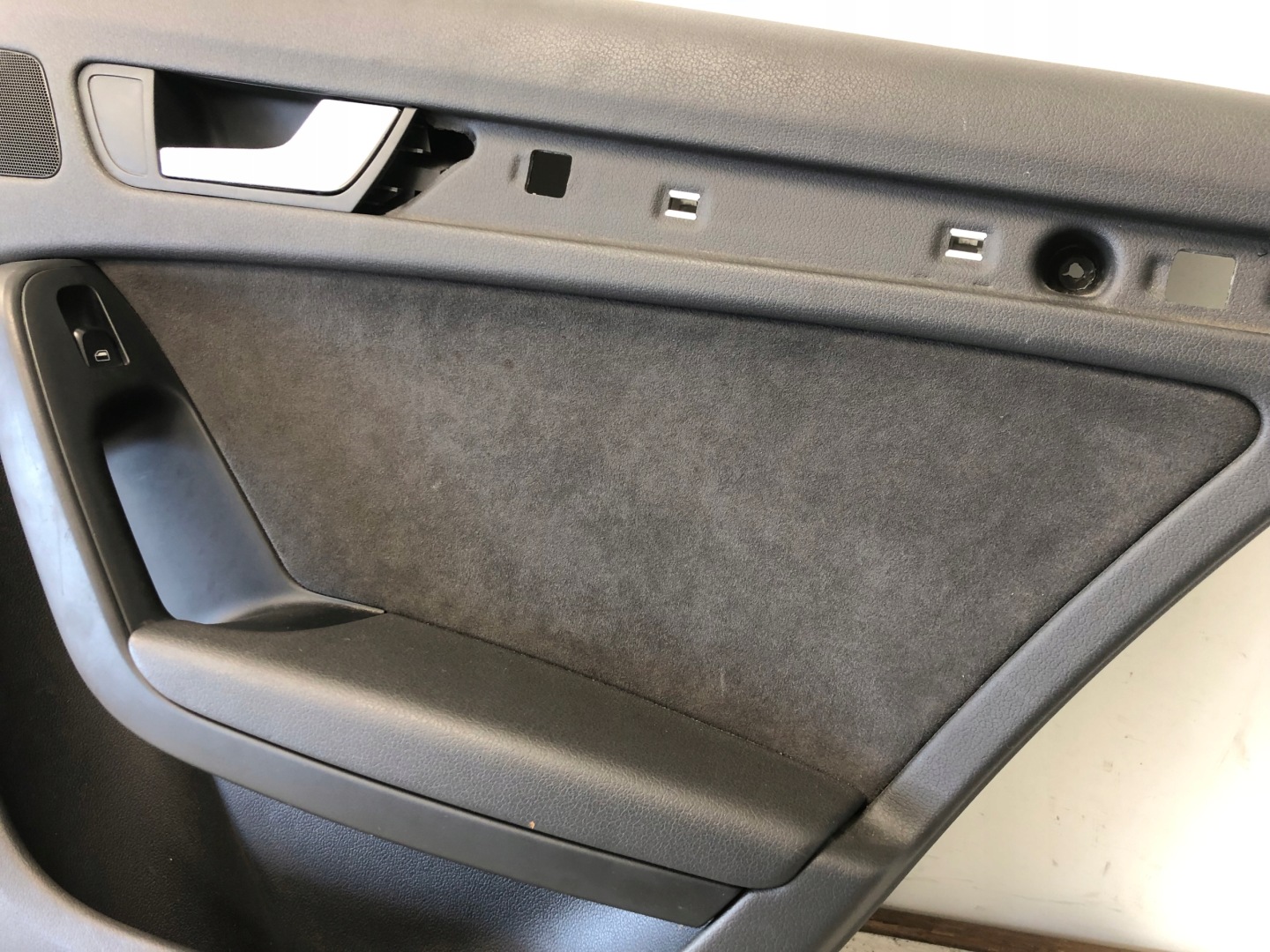 side door right rear part ALCANTARA AUDI A4 B8