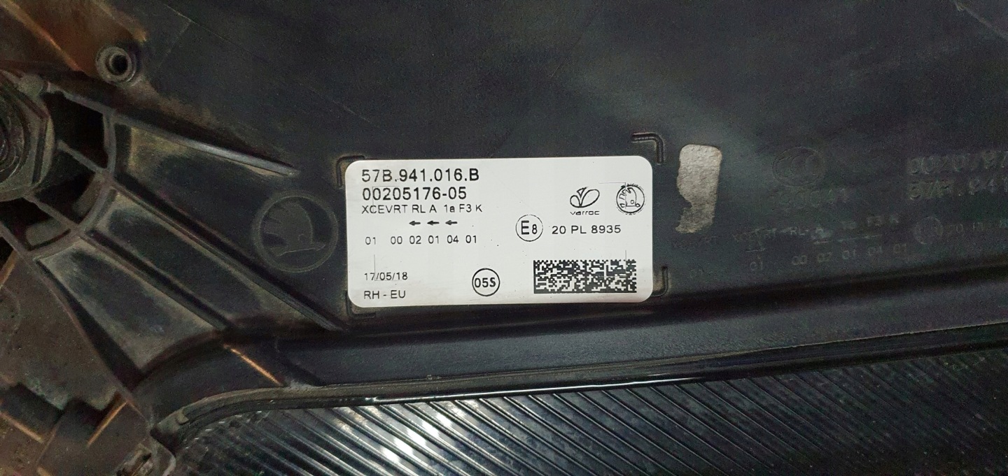 Licht SKODA KAROQ LED 57B941016B rechts KPL IDEAL