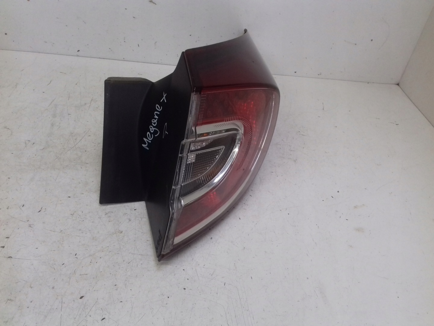 light right rear part 265500010R Renault Megane III