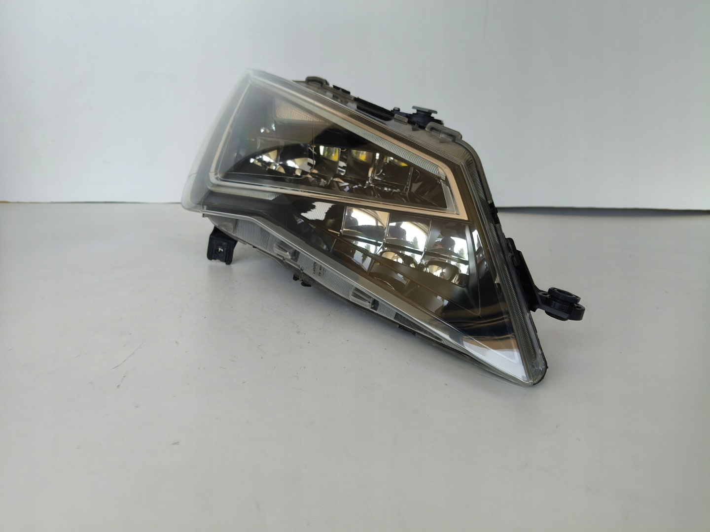 light right REFLEKTOR SEAT LEON III 3 5F 5F0 13-17 FULL LED