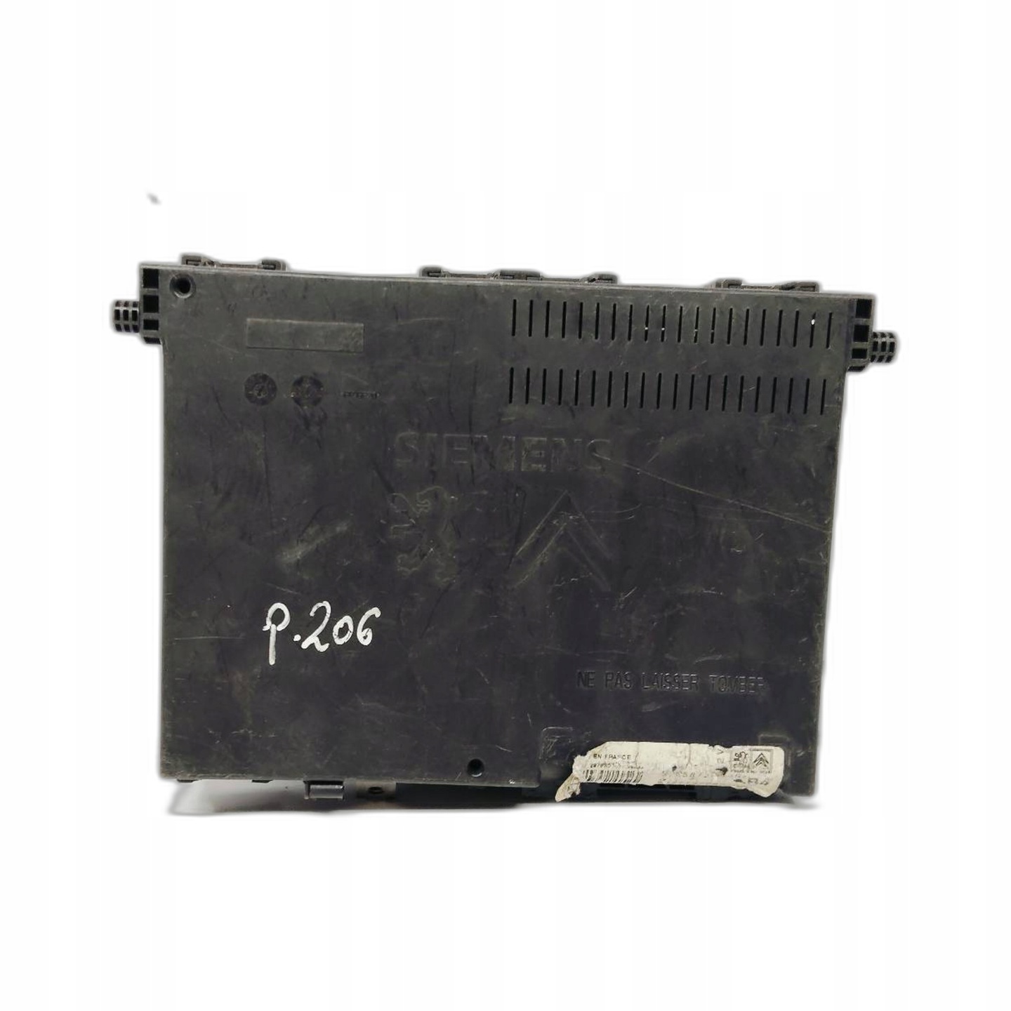 Module BSI Module fusibles Peugeot 206 9627137080