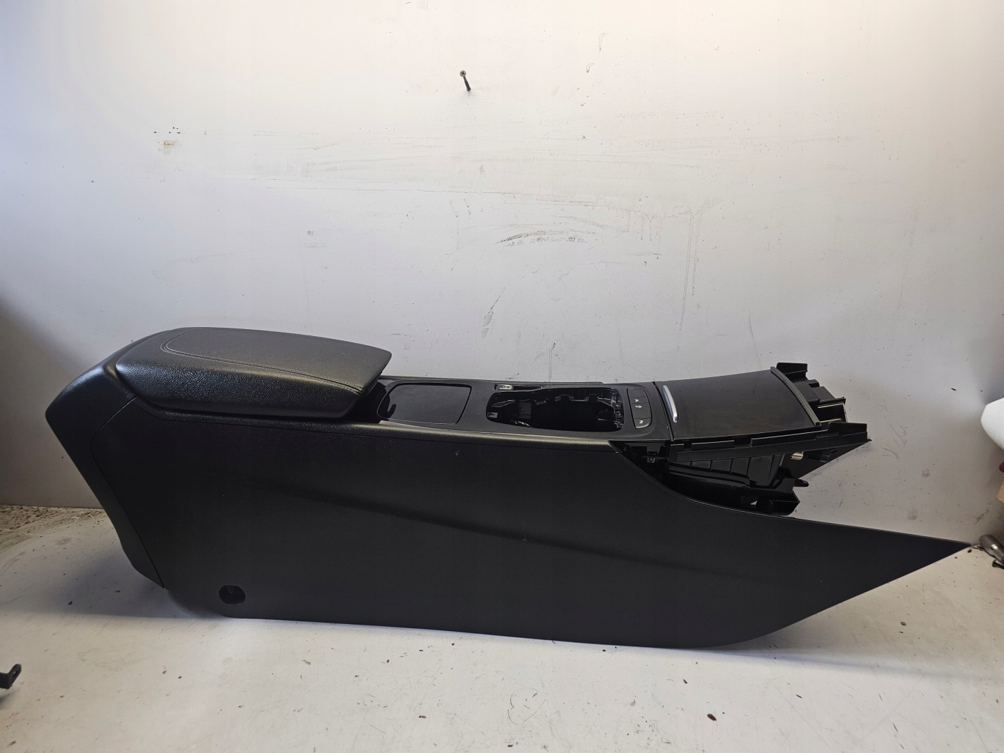 OPEL INSIGNIA B TUNEL central armrest