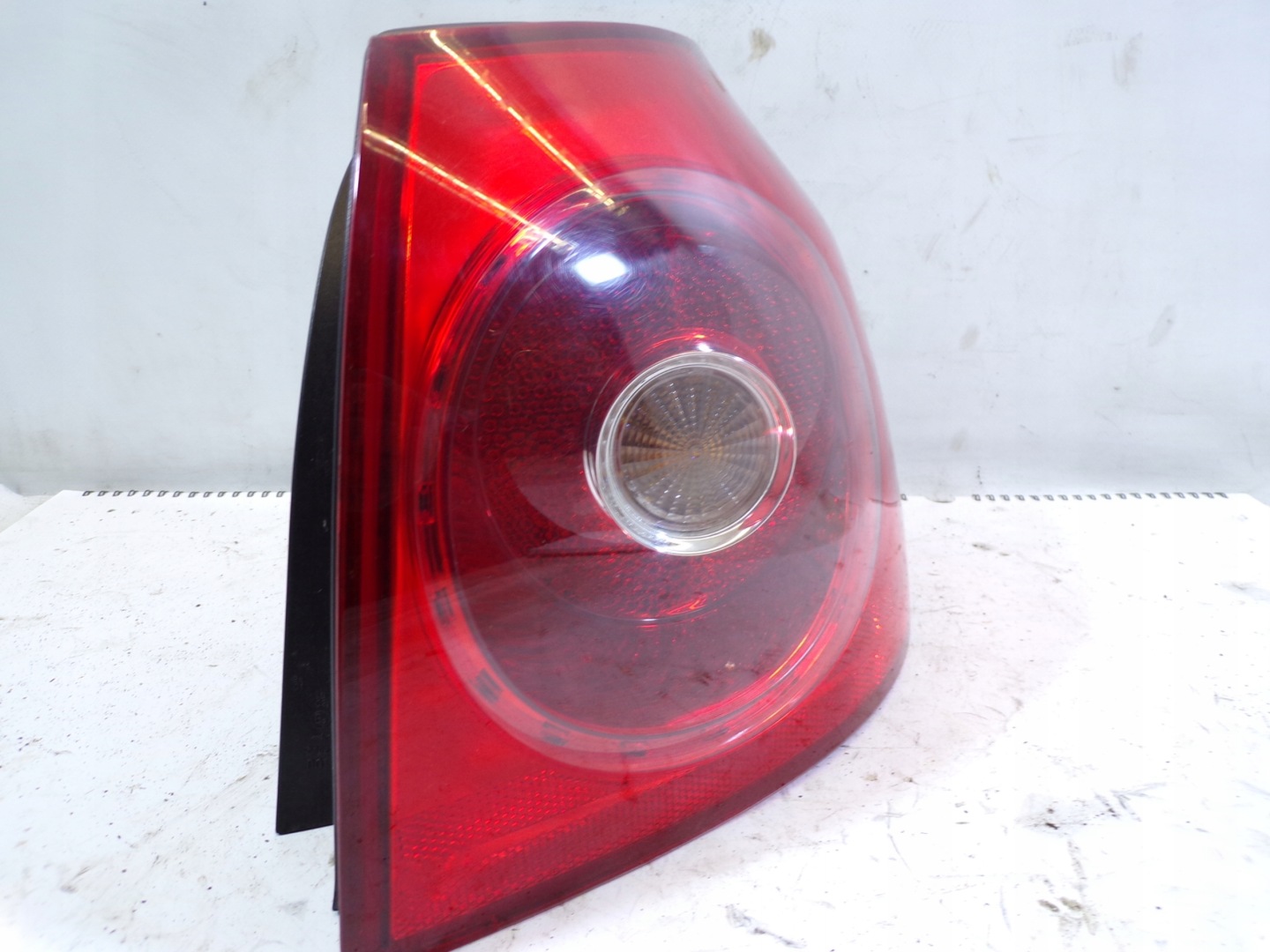 light rear rear part right VOLKSWAGEN GOLF 5 V HB (2)