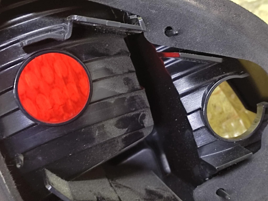 SEAT LEON and light right rear part 1M6945096A