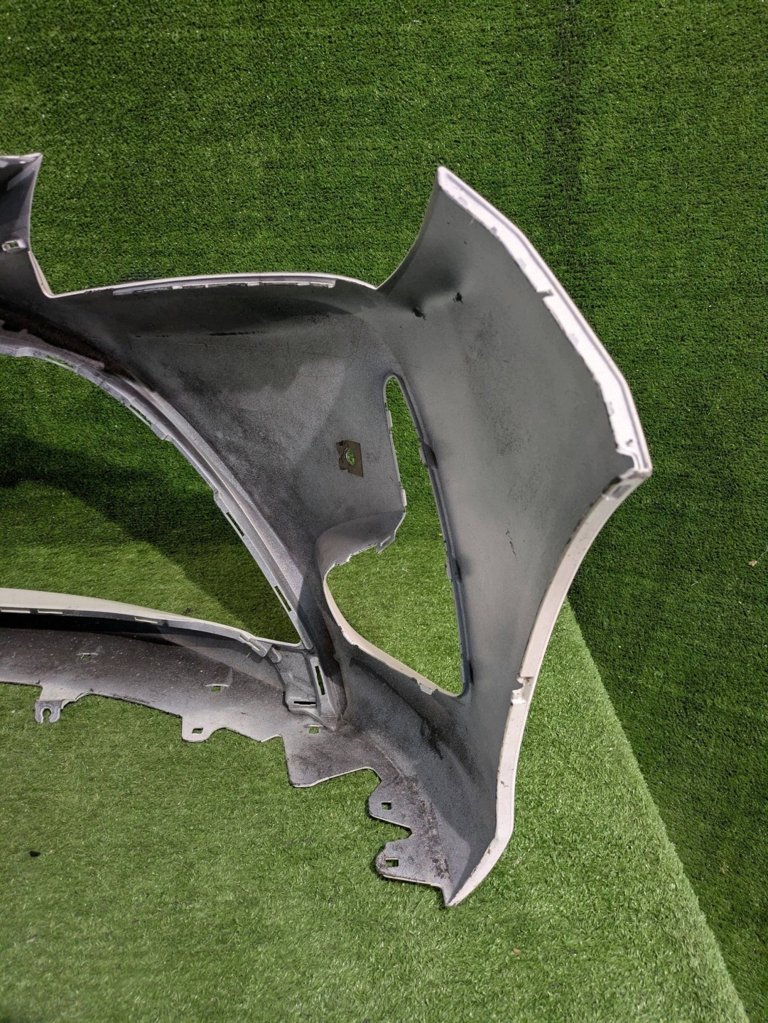 front bumper front TOYOTA YARIS III LIFT 17- NR.Z9575
