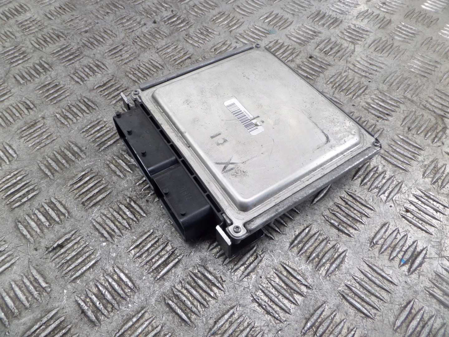 VW SEAT SKODA ECU 04B907445 28459901 Originale KOMP