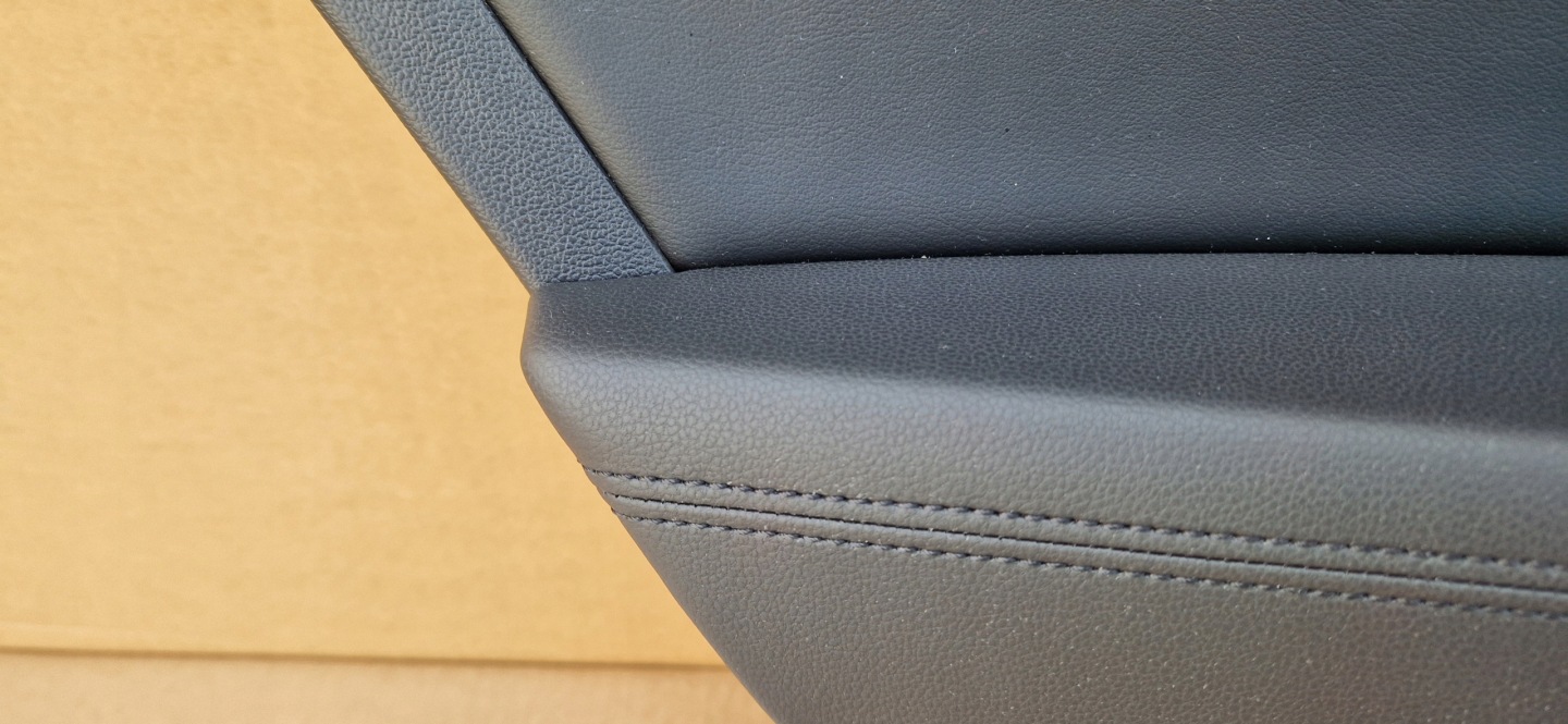 side door PASSAT B8 KOMBI leather rear part left original
