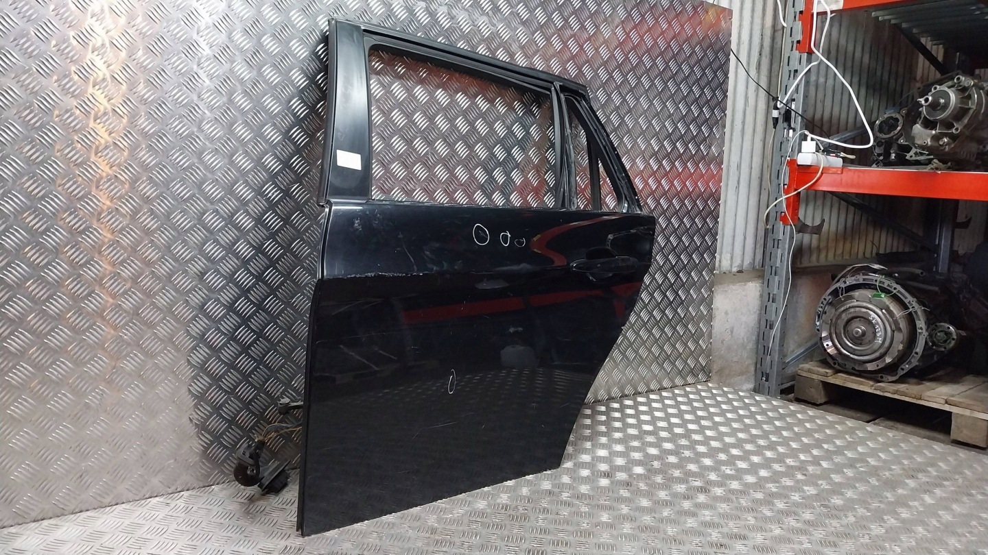 door rear part left BMW 3 E91 04