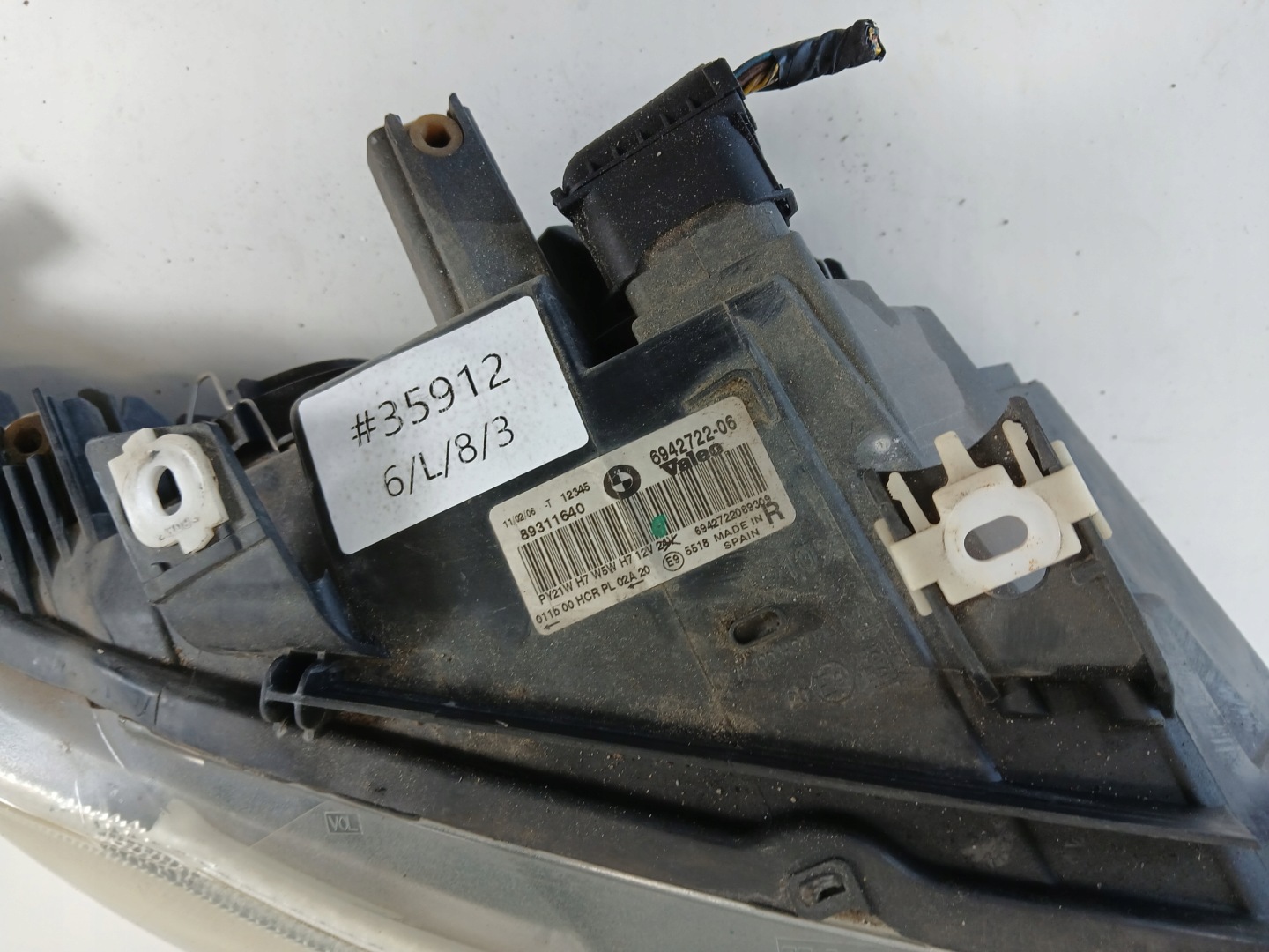 BMW E90 light left front PRZEDLIFT 6942722