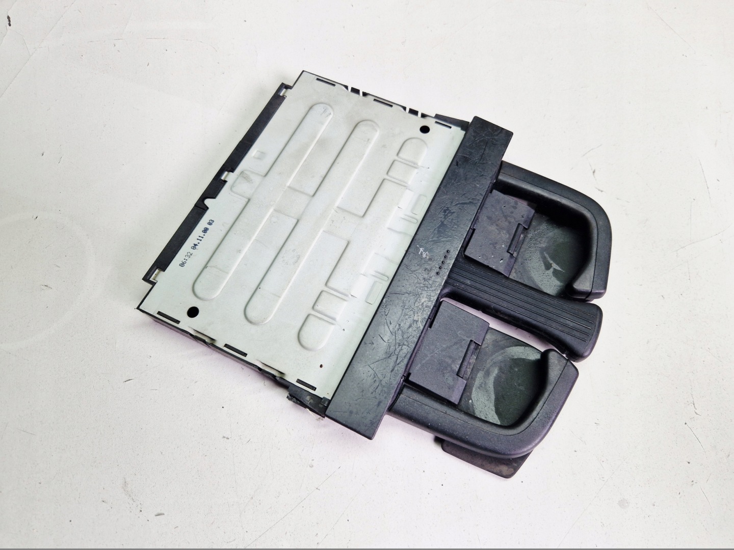 VW GOLF IV 4 bracket passenger compartment holder for KUBKI 1J0858601B
