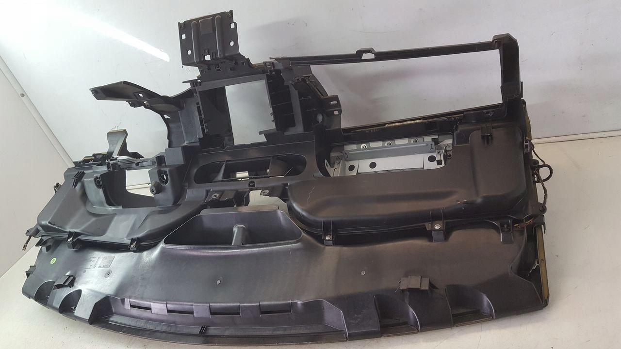 dashboard console tension belts VW Touran II 1,6 TDI