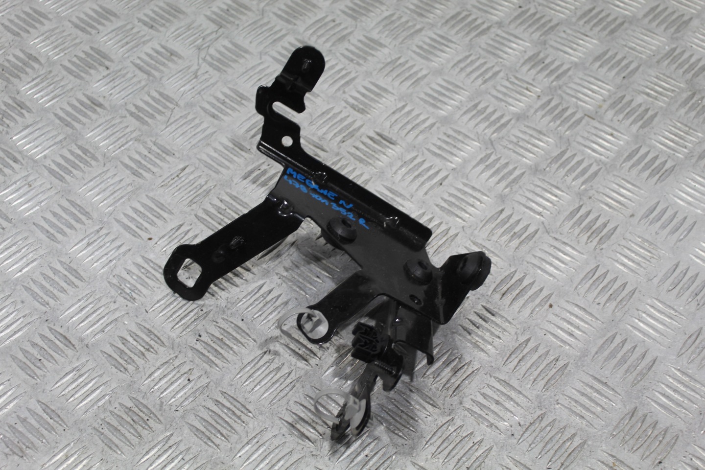 holder bracket ABS MEGANE IV 4 LIFT 478401352R