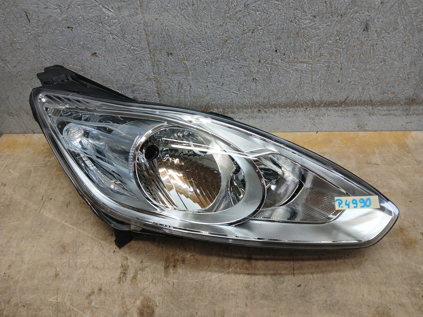 light front right FORD C MAX MK2 10-15 AM51-13W029-AF